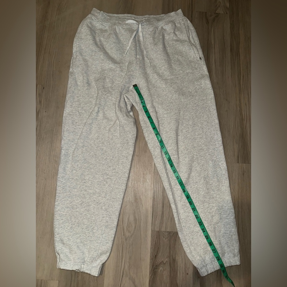 Lululemon Athletica Men’s Joggers - Picture 10 of 16